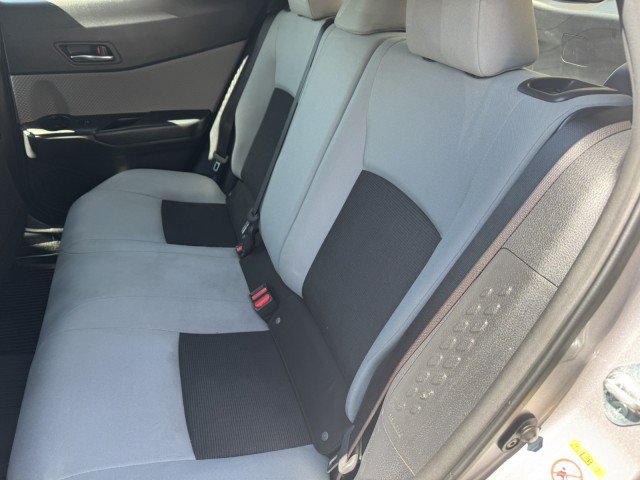 Used 2019 Toyota C-HR XLE FWD image 11