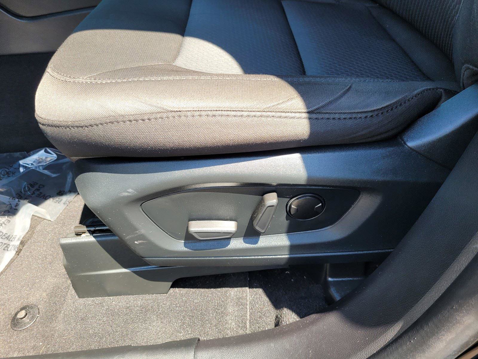 Used 2022 Ford Explorer XLT RWD image 20