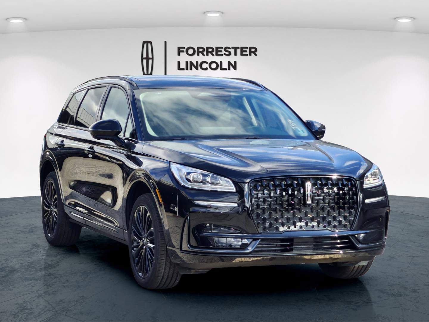 New 2026 Lincoln Corsair Reserve w/ Jet Appearance Package AWD/4WD image 1