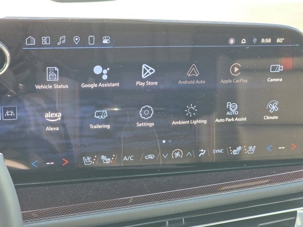 Used 2024 Chevrolet Traverse RS w/ LPO, Floor Liner Package AWD/4WD image 30