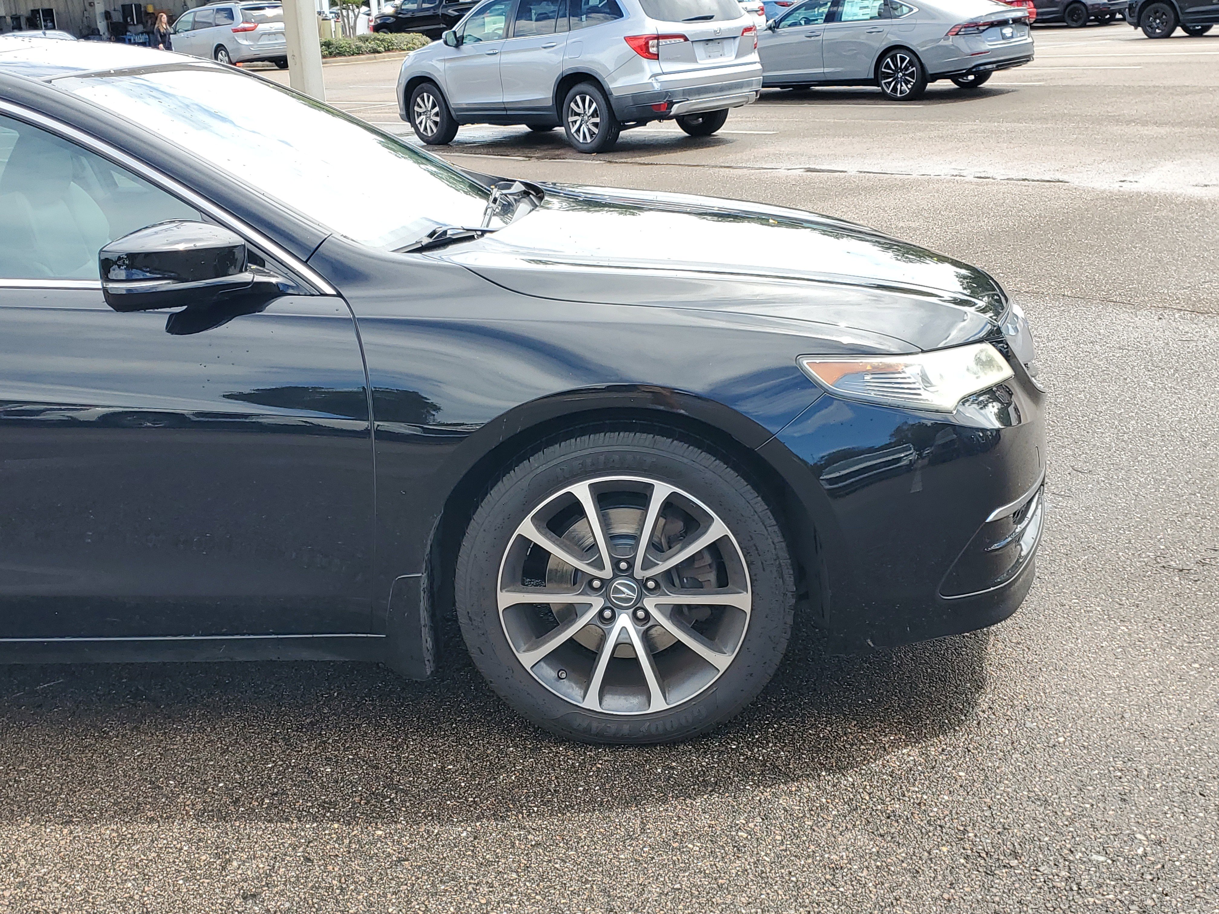 Used 2015 Acura TLX V6 w/ Technology Package image 16