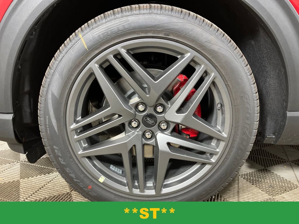 New 2026 Ford Explorer ST w/ Sun And Sound Package image 13