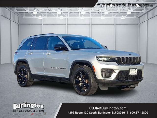 Certified 2023 Jeep Grand Cherokee Altitude image 1