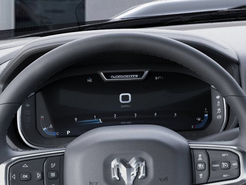 New 2026 RAM 2500 Laramie AWD/4WD image 17
