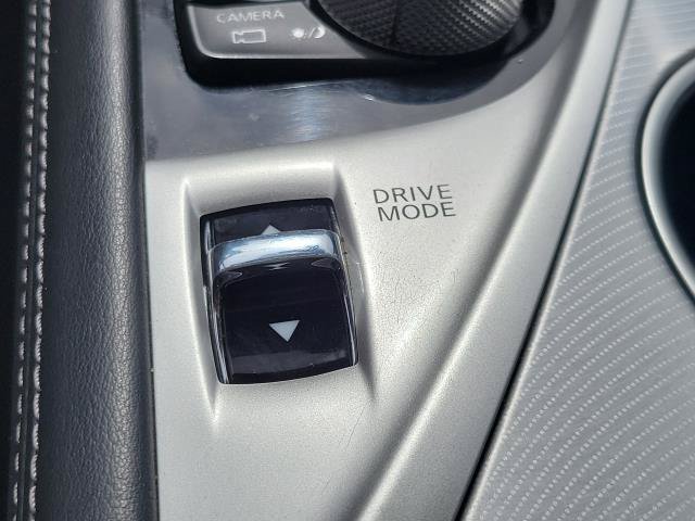 Used 2022 INFINITI Q50 Luxe AWD/4WD image 29
