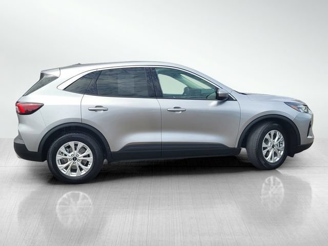 Certified 2023 Ford Escape Active w/ Tech Pack #2 FWD image 3