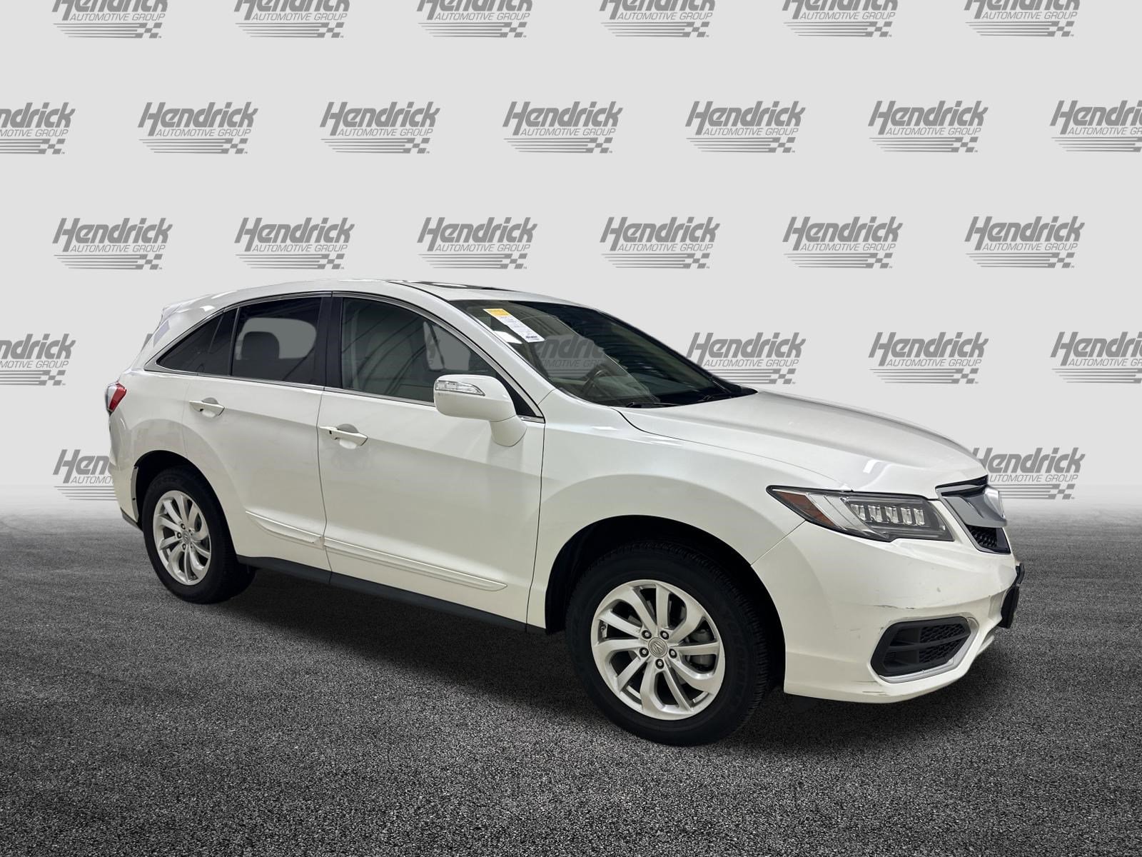 Used 2017 Acura RDX FWD w/ Technology Package image 2