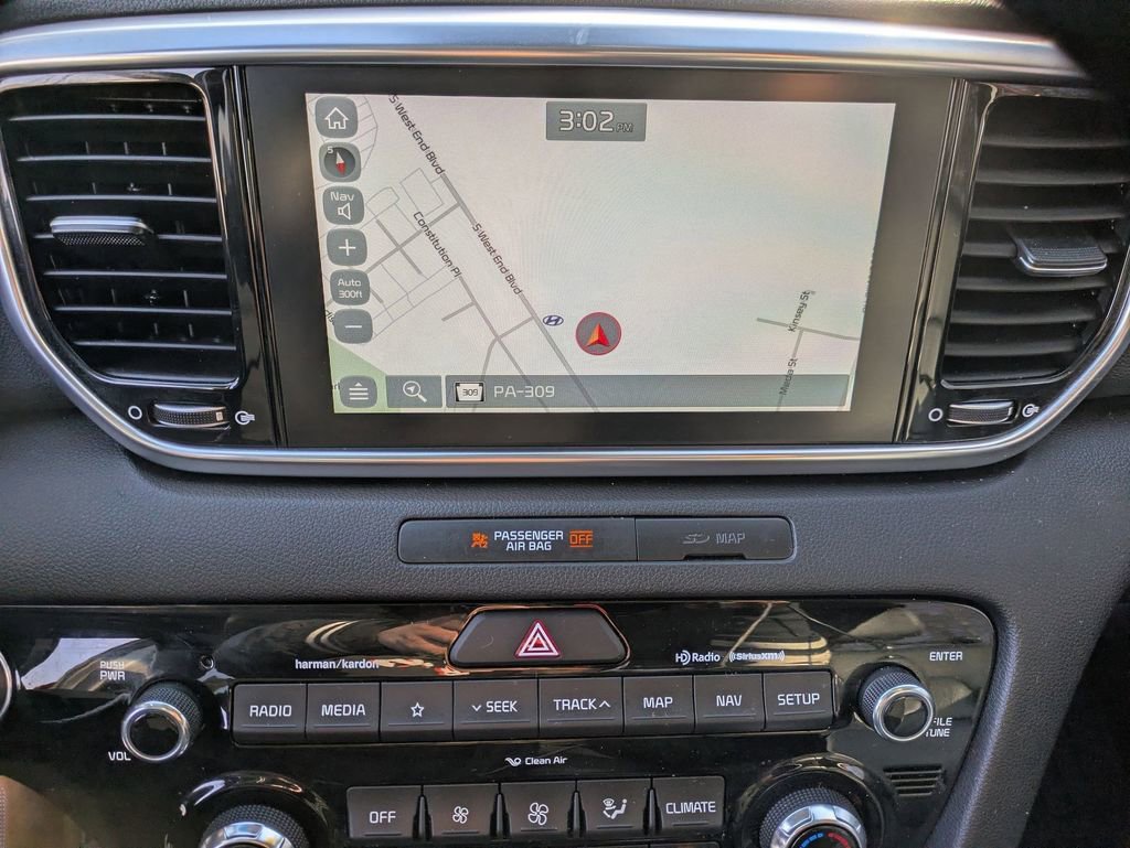 Used 2021 Kia Sportage EX w/ EX Technology Package image 18