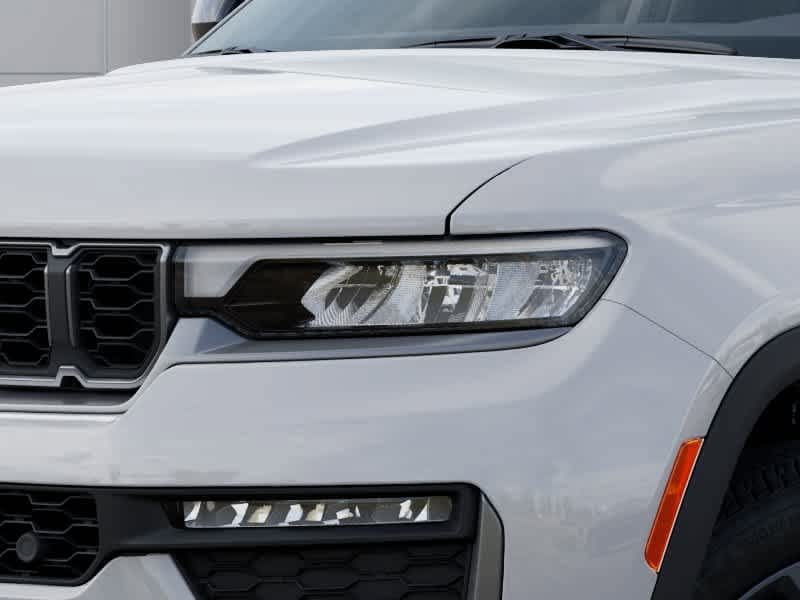 New 2026 Jeep Grand Cherokee L Limited AWD/4WD image 10