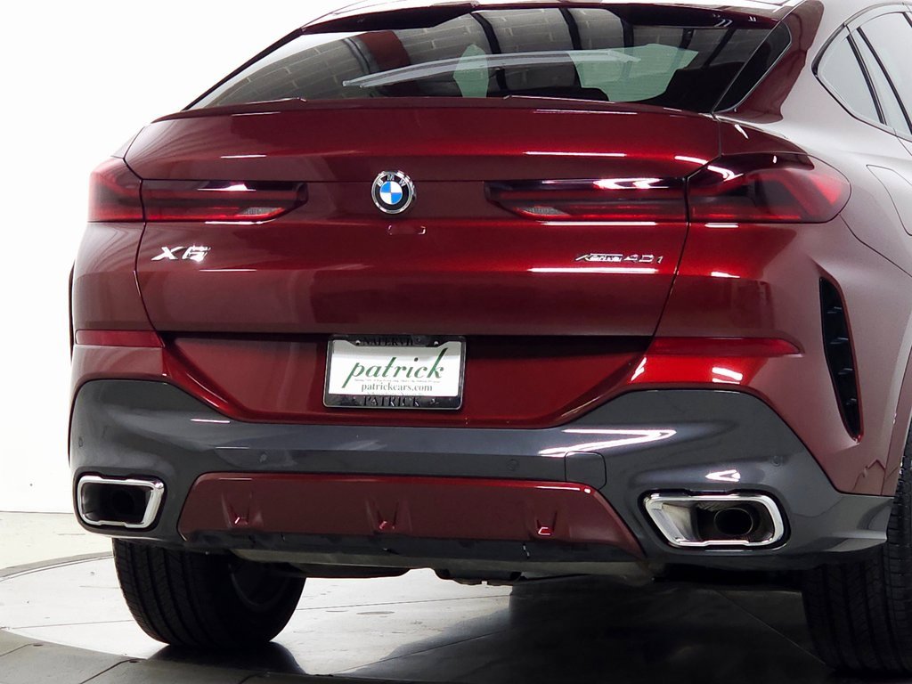 Used 2025 BMW X6 xDrive40i w/ Climate Comfort Package image 8
