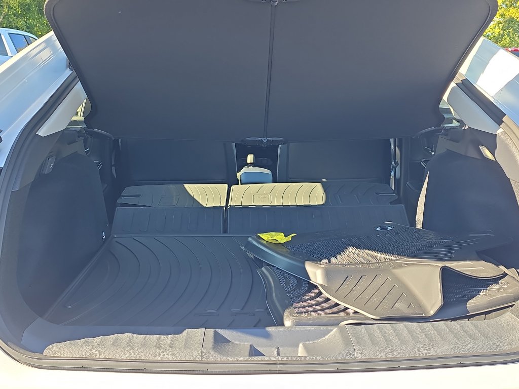 New 2026 Toyota Prius XSE image 10