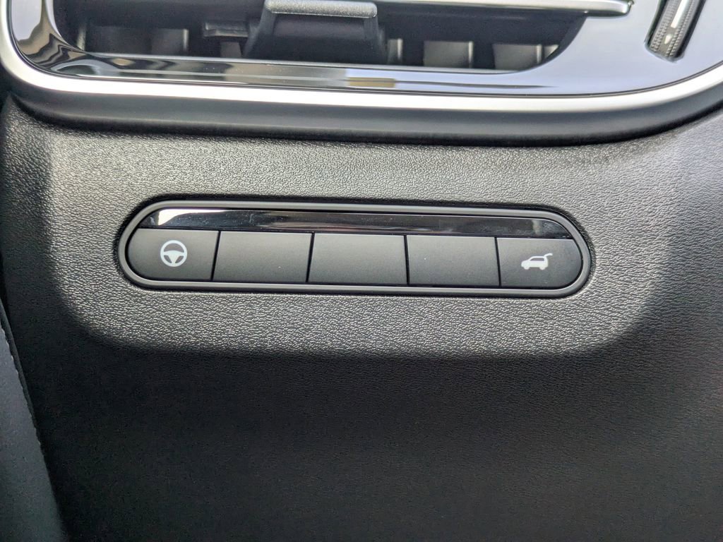 New 2026 INFINITI QX60 Luxe w/ Family Package image 29