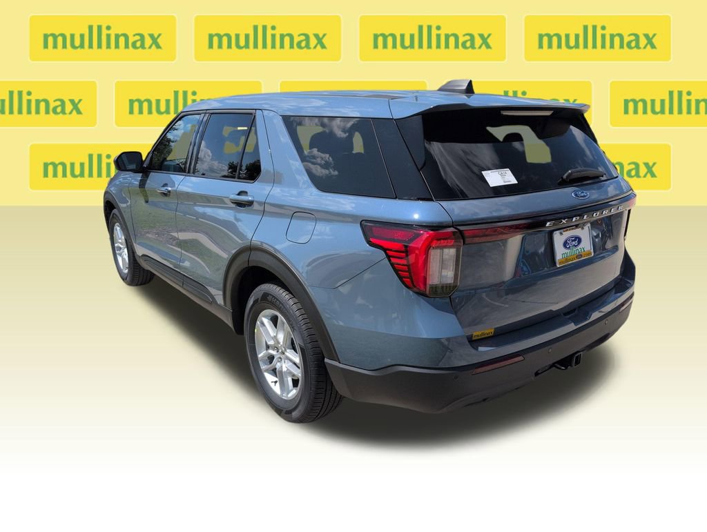 New 2026 Ford Explorer Active RWD image 9