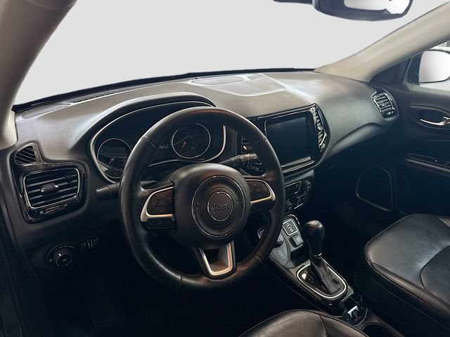 Used 2019 Jeep Compass Limited AWD/4WD image 10