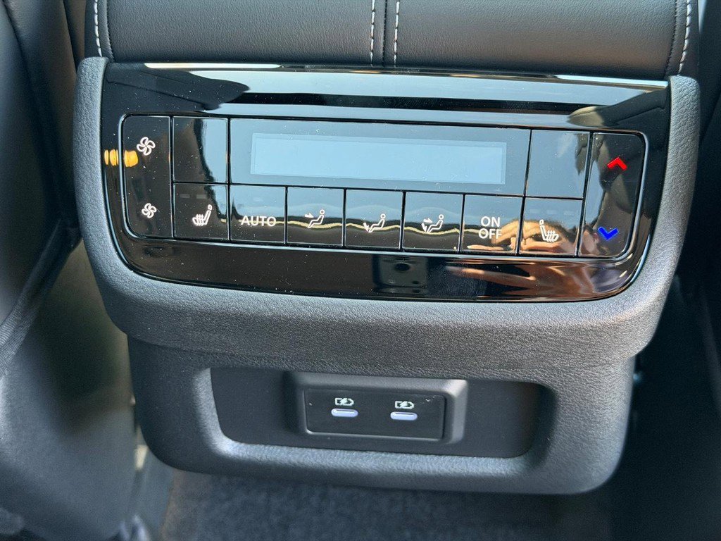 New 2026 INFINITI QX60 Luxe w/ Cargo Package image 10