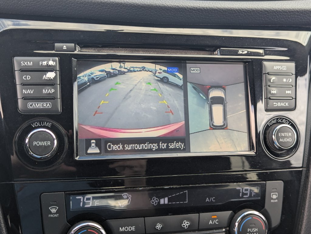 Used 2016 Nissan Rogue SV w/ SV Premium Package FWD image 16