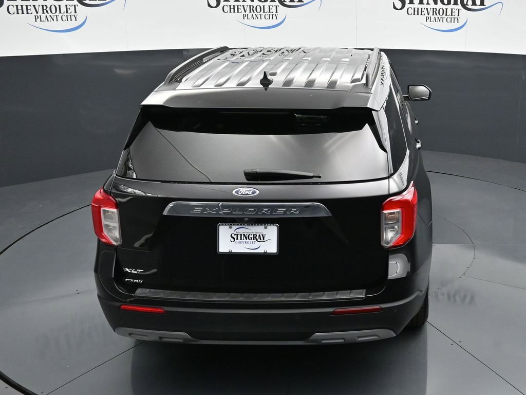 Used 2022 Ford Explorer XLT w/ Equipment Group 202A image 14