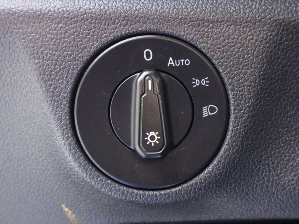 Used 2019 Volkswagen Jetta S image 10