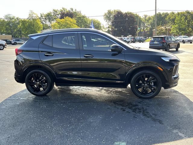 Certified 2024 Buick Encore GX Sport Touring w/ Advanced Technology Package FWD image 6