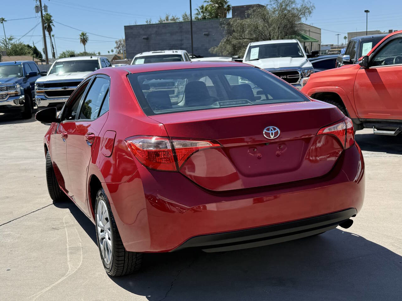Used 2017 Toyota Corolla LE image 6