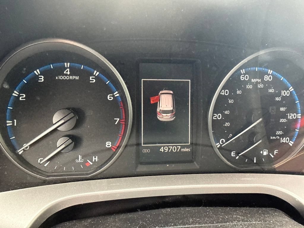 Used 2018 Toyota RAV4 XLE AWD/4WD image 10
