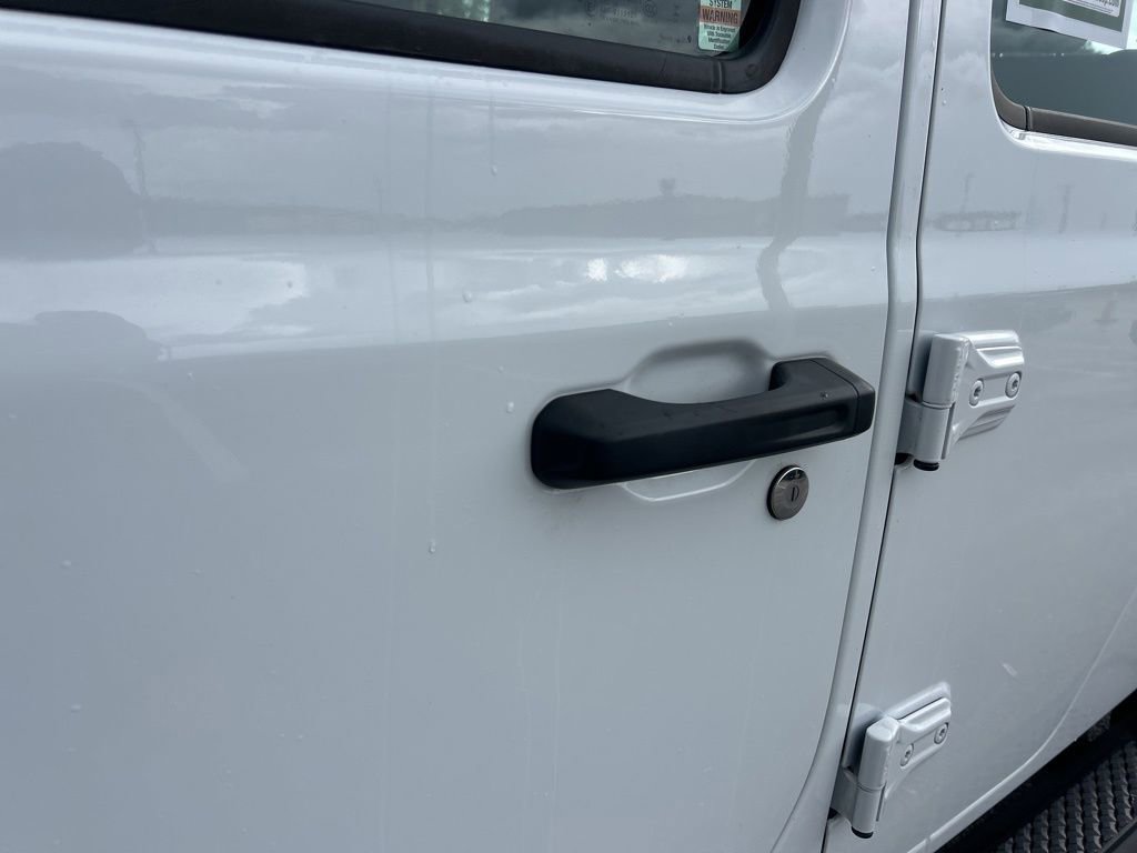 Certified 2024 Jeep Gladiator Sport image 21