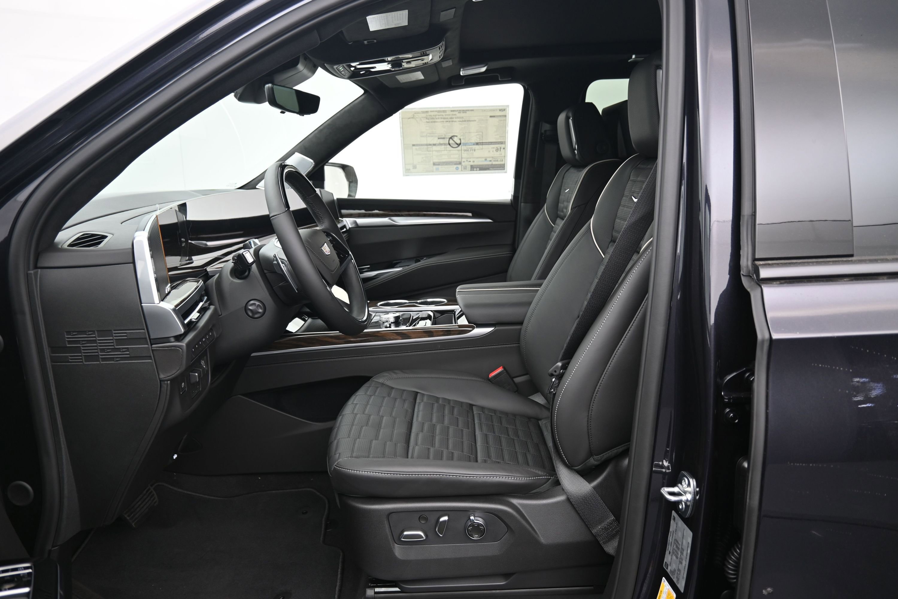 New 2026 Cadillac Escalade ESV Platinum Sport w/ LPO, Floor Liner Package AWD/4WD image 11