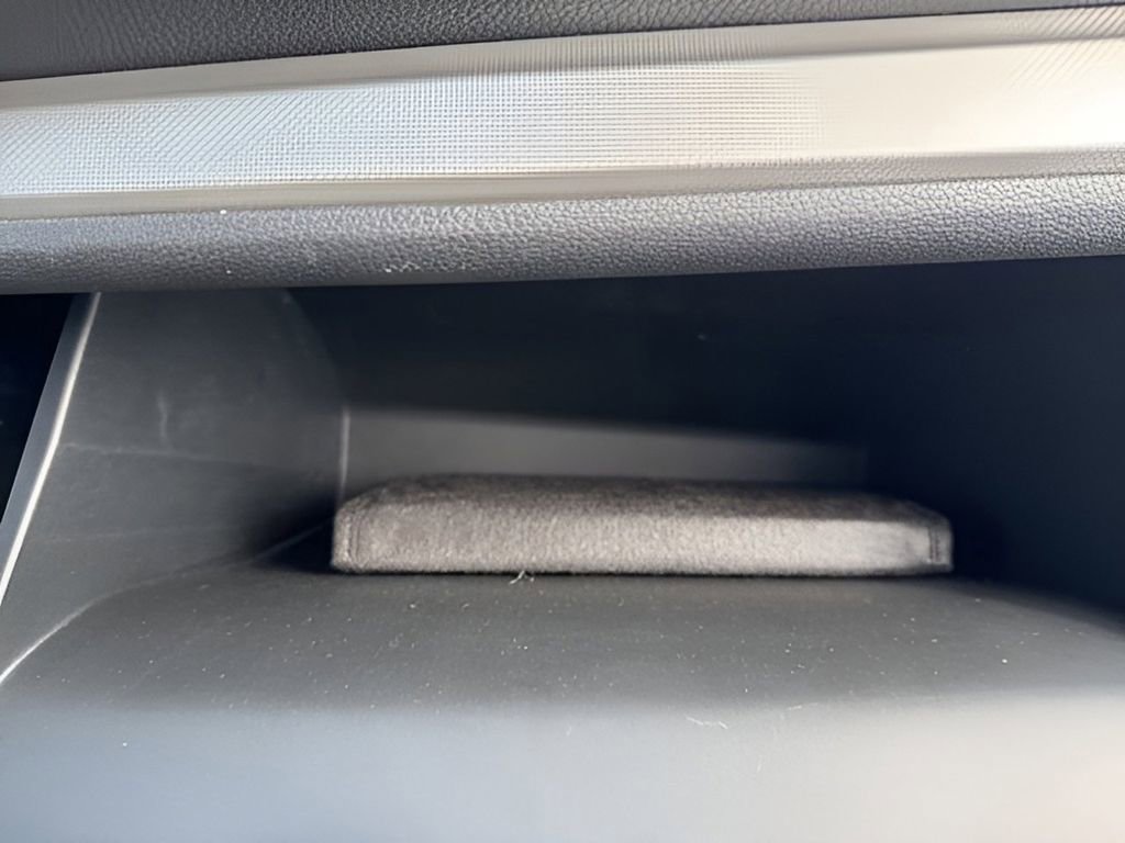 Used 2020 Honda CR-V LX image 31