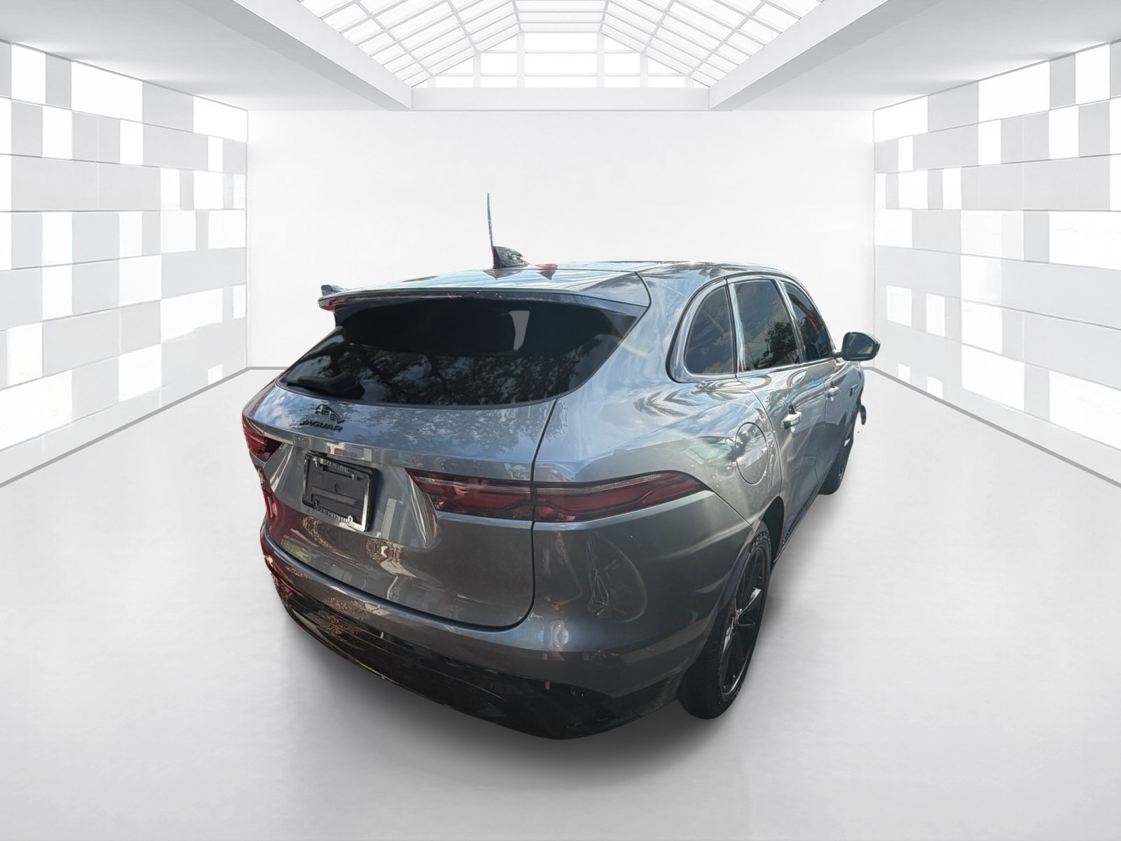 Used 2023 Jaguar F-PACE S AWD/4WD image 6