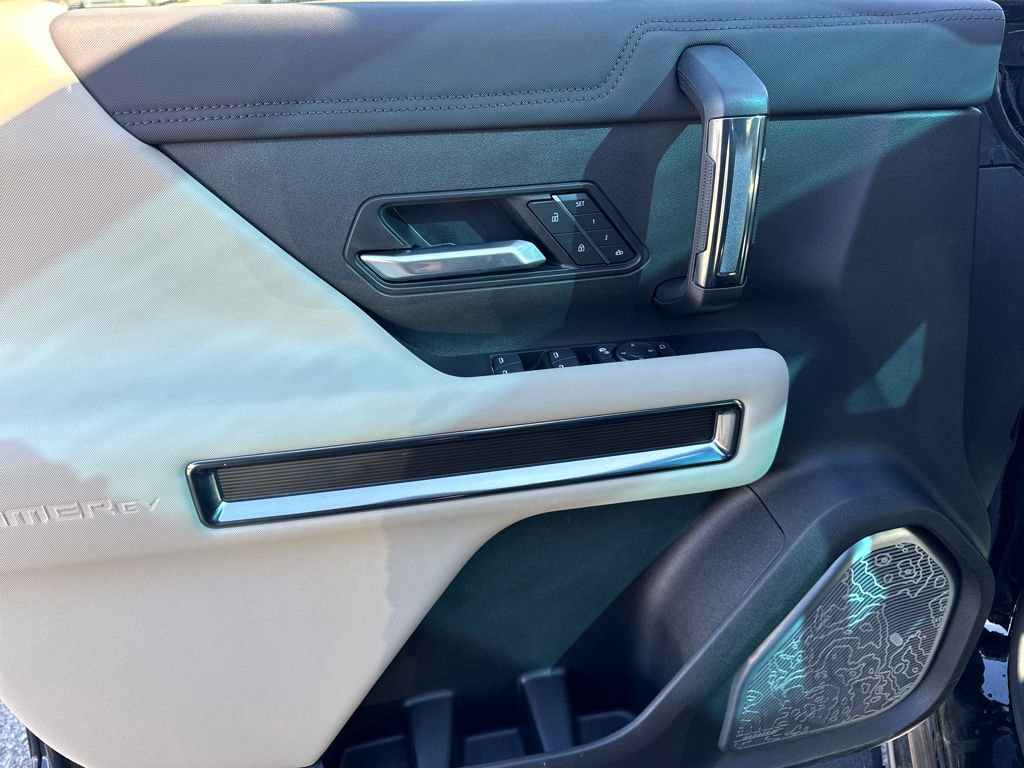 New 2026 GMC Hummer EV 4x4 Crew Cab image 9