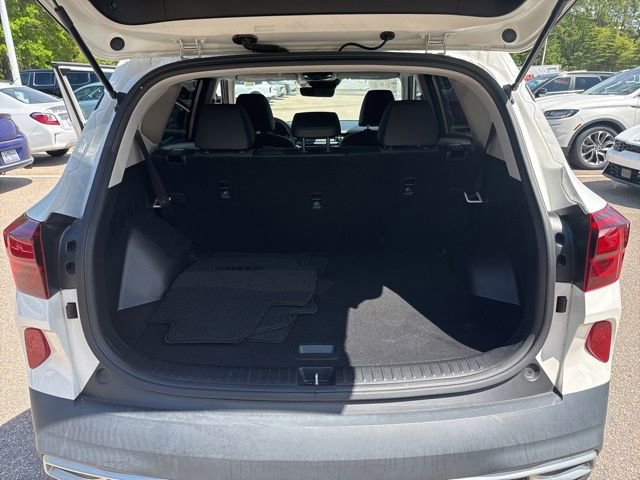 Certified 2023 Kia Seltos S w/ Navigation Package FWD image 27