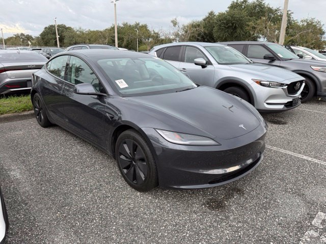 Used 2025 Tesla Model 3 RWD image 2