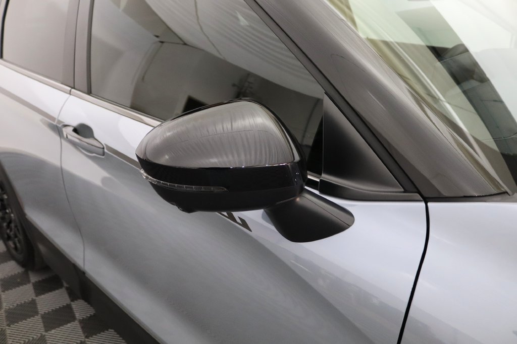 Used 2026 Mitsubishi Outlander AWD image 9