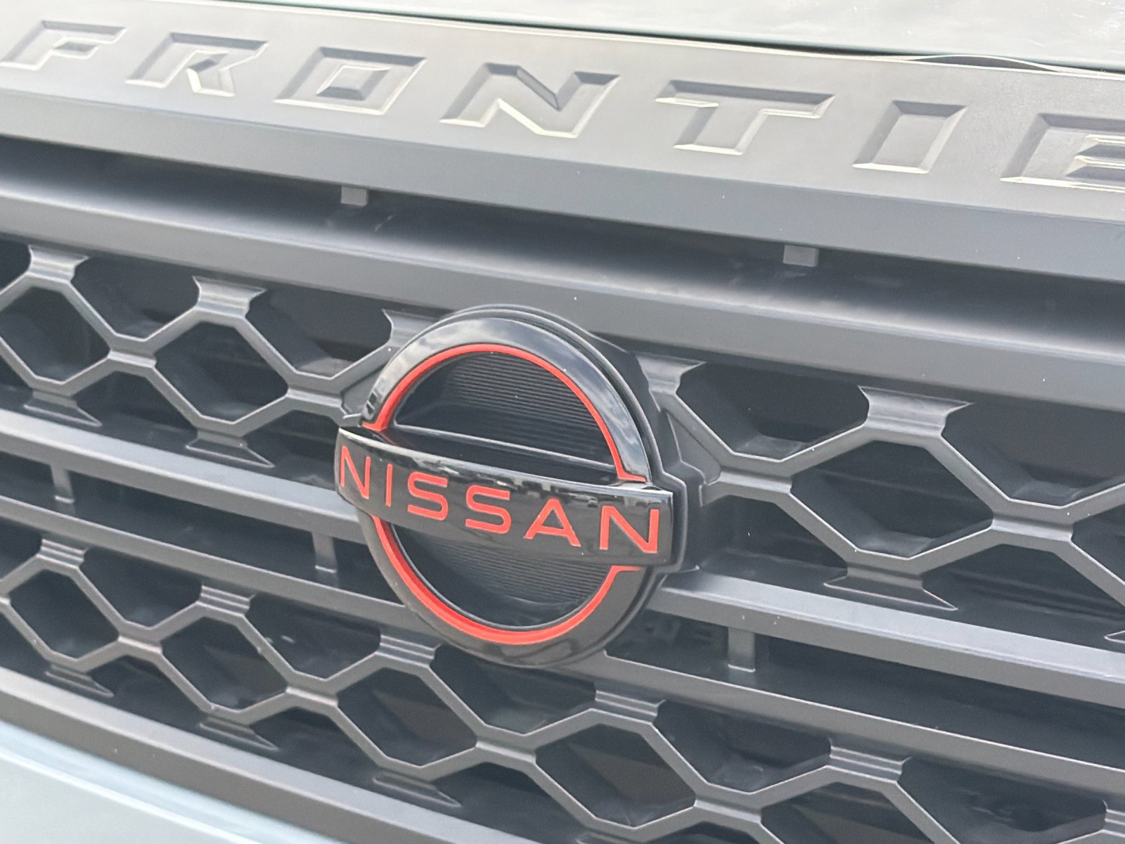 Used 2024 Nissan Frontier Pro-X RWD image 37
