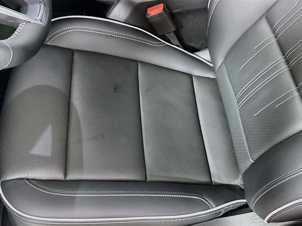 Used 2026 Buick Enclave Avenir AWD/4WD image 18
