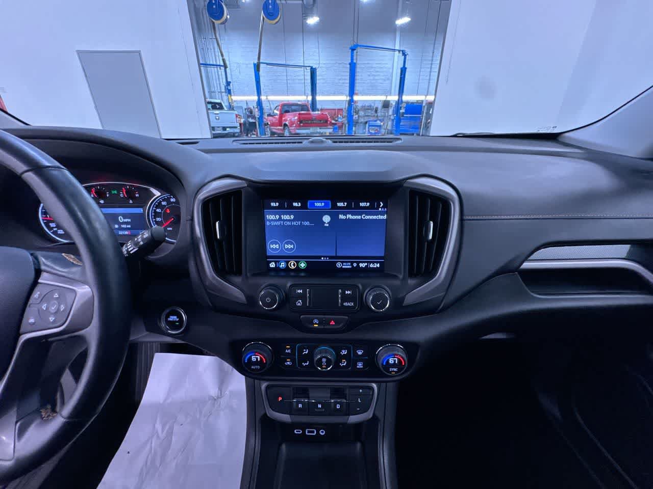 Used 2024 GMC Terrain AT4 AWD/4WD image 23