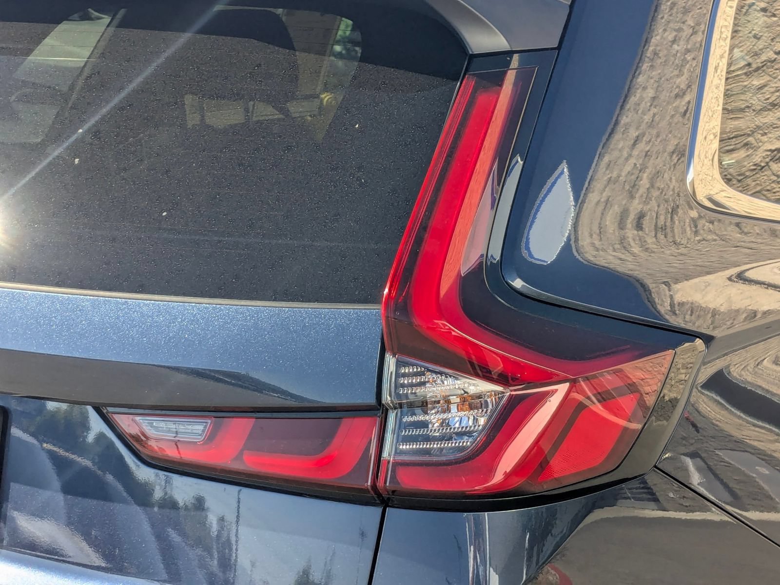 Used 2025 Honda CR-V LX image 12