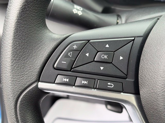 Used 2021 Nissan Kicks SV FWD image 14