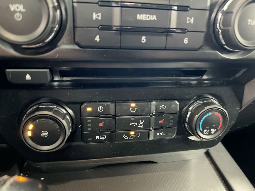 Used 2016 Ford F150 XLT w/ Equipment Group 302A Luxury image 17