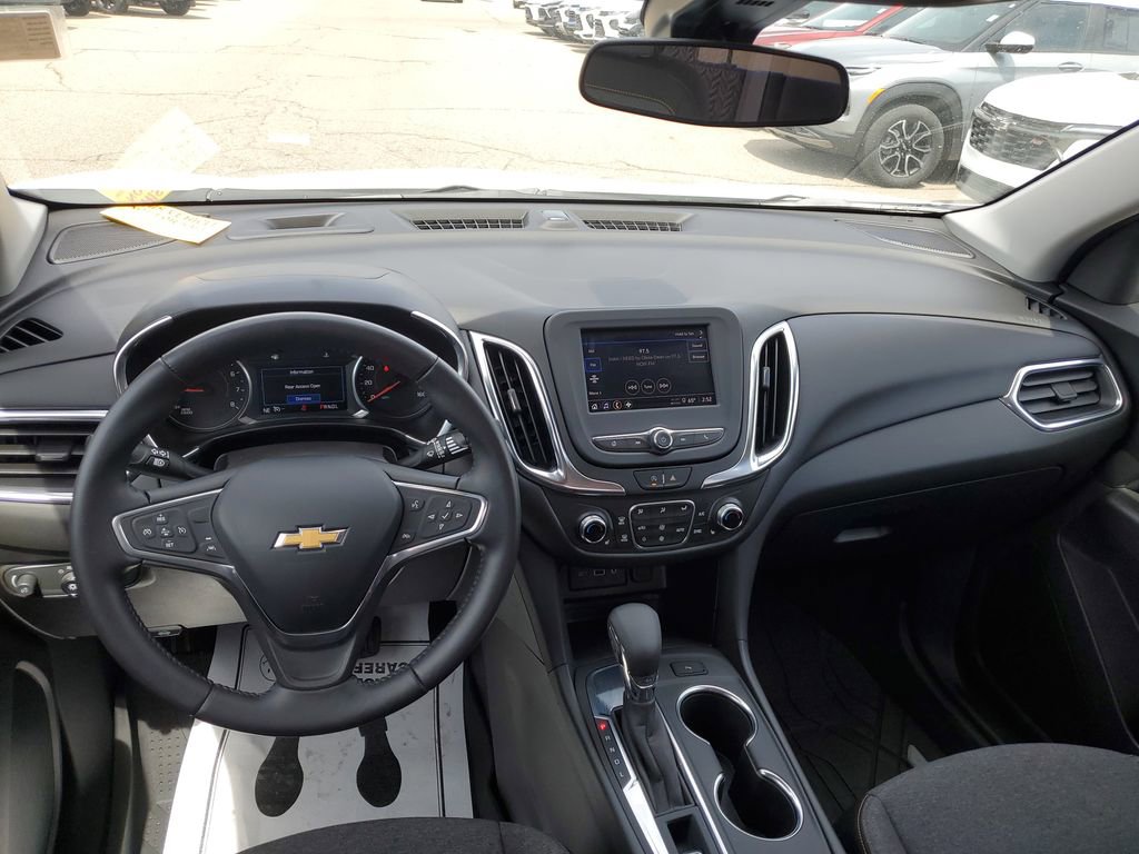 Certified 2022 Chevrolet Equinox LT FWD image 24