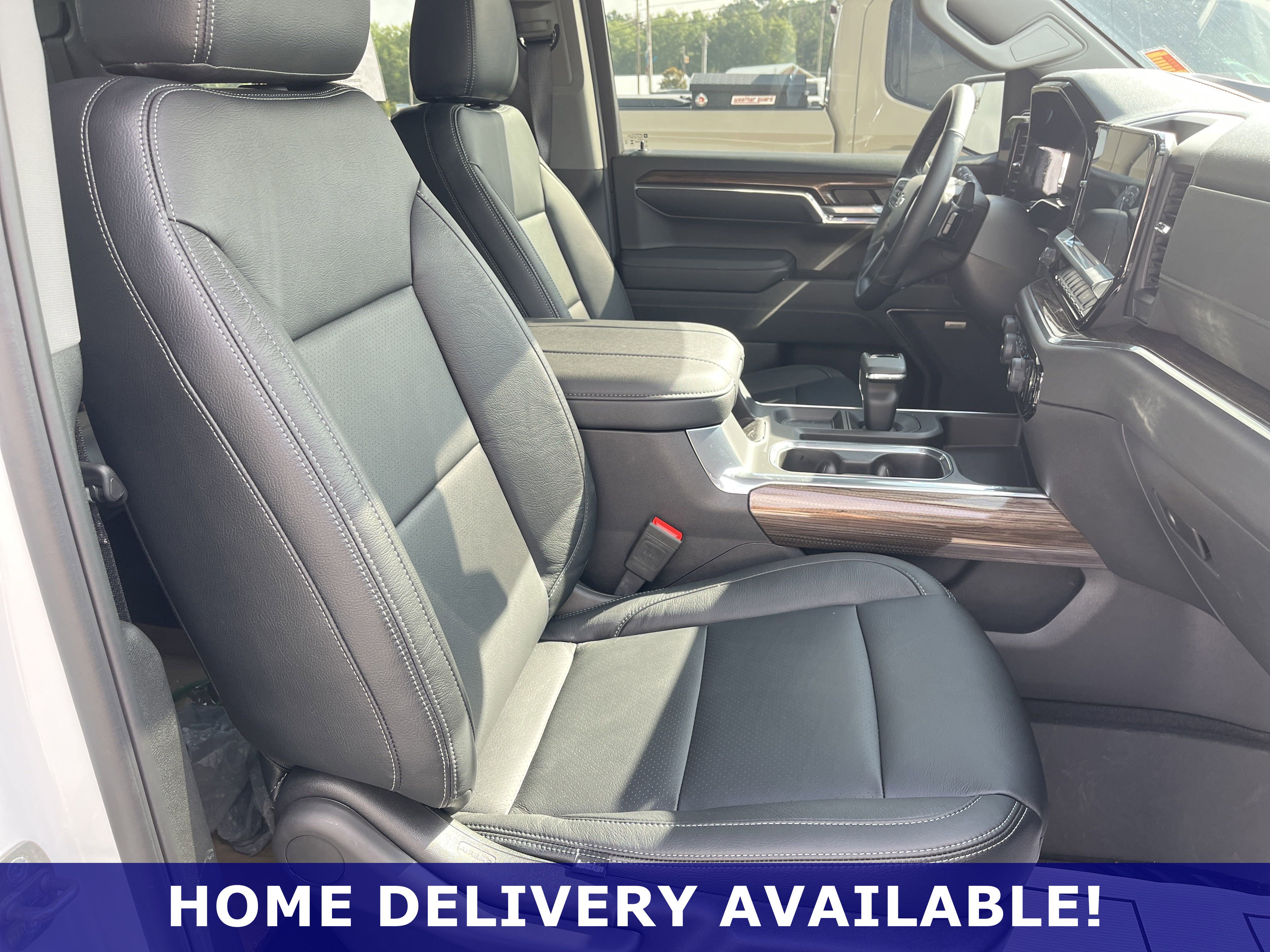 Used 2024 Chevrolet Silverado 1500 LT Trail Boss w/ Convenience Package II image 6