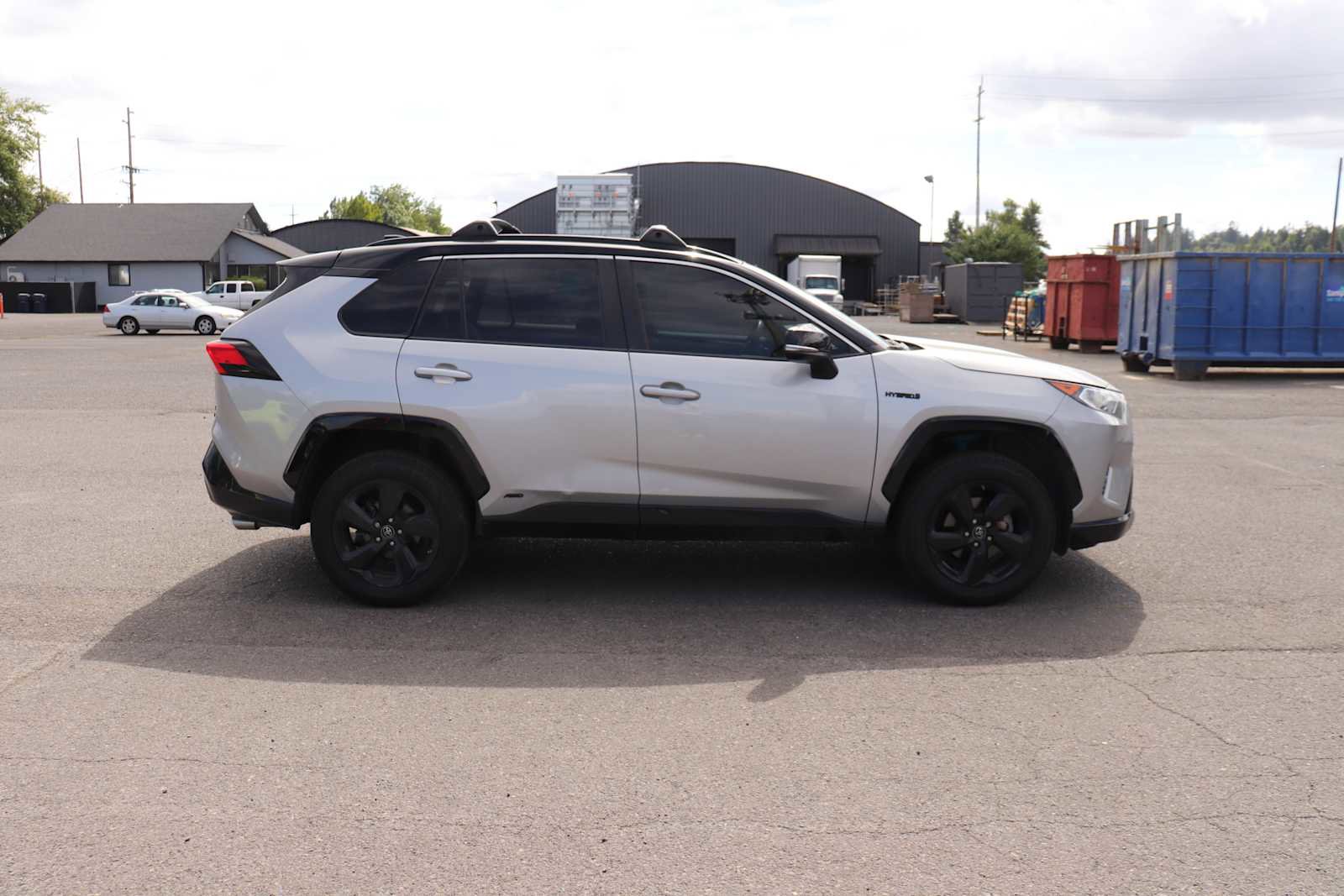 Used 2019 Toyota RAV4 XSE w/ XSE Weather Package AWD/4WD image 4