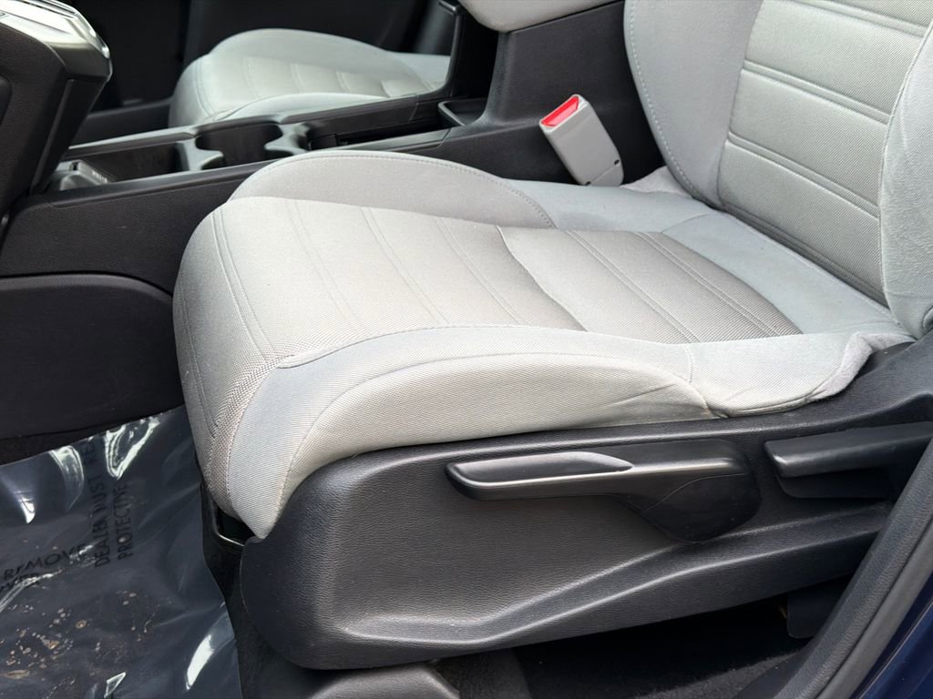 Used 2019 Honda CR-V LX image 12