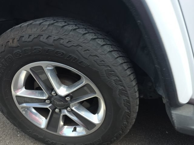 Used 2020 Jeep Wrangler Unlimited Sahara AWD/4WD image 7