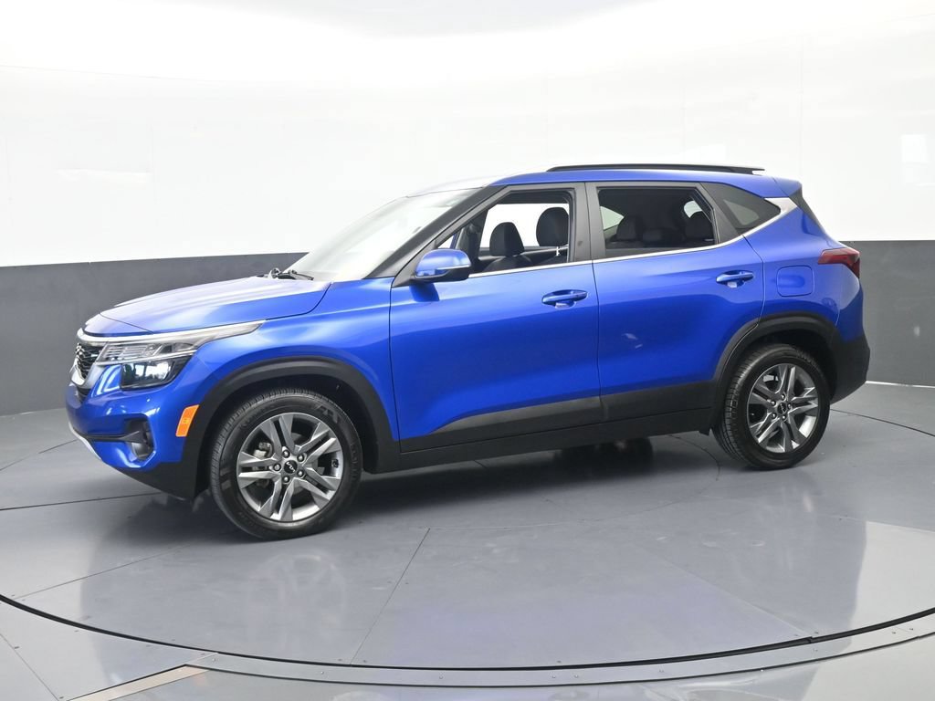 Used 2023 Kia Seltos S FWD image 2
