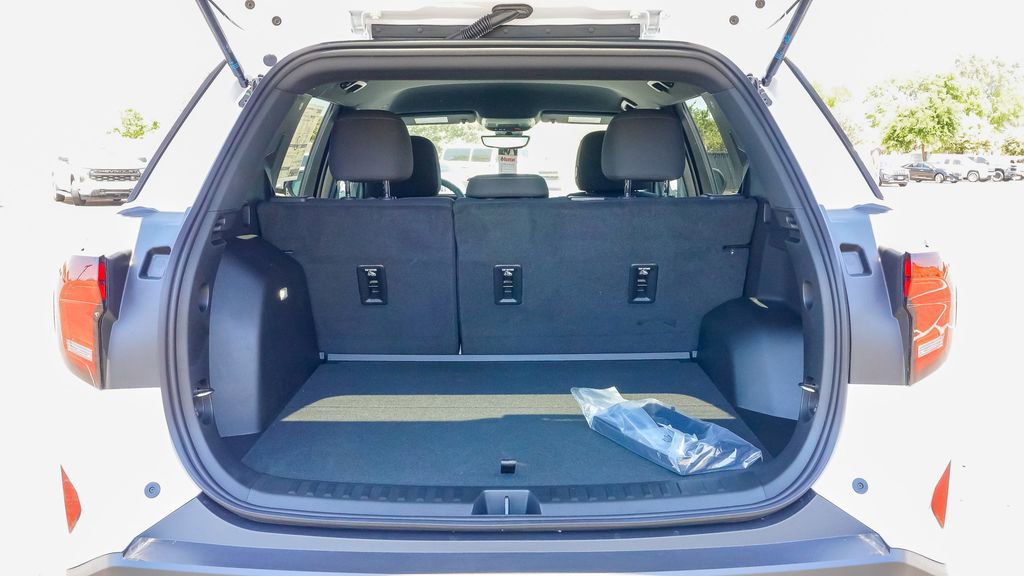 Used 2026 GMC Terrain Elevation w/ Technology Package II image 14