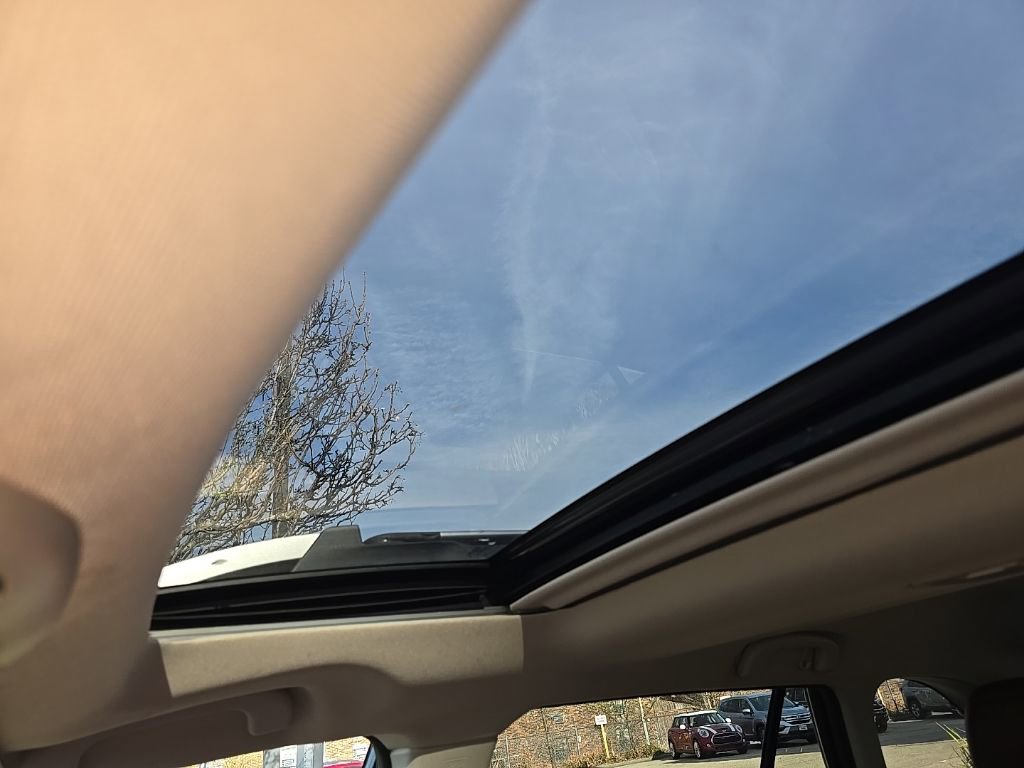 Used 2023 Subaru Outback Touring image 23