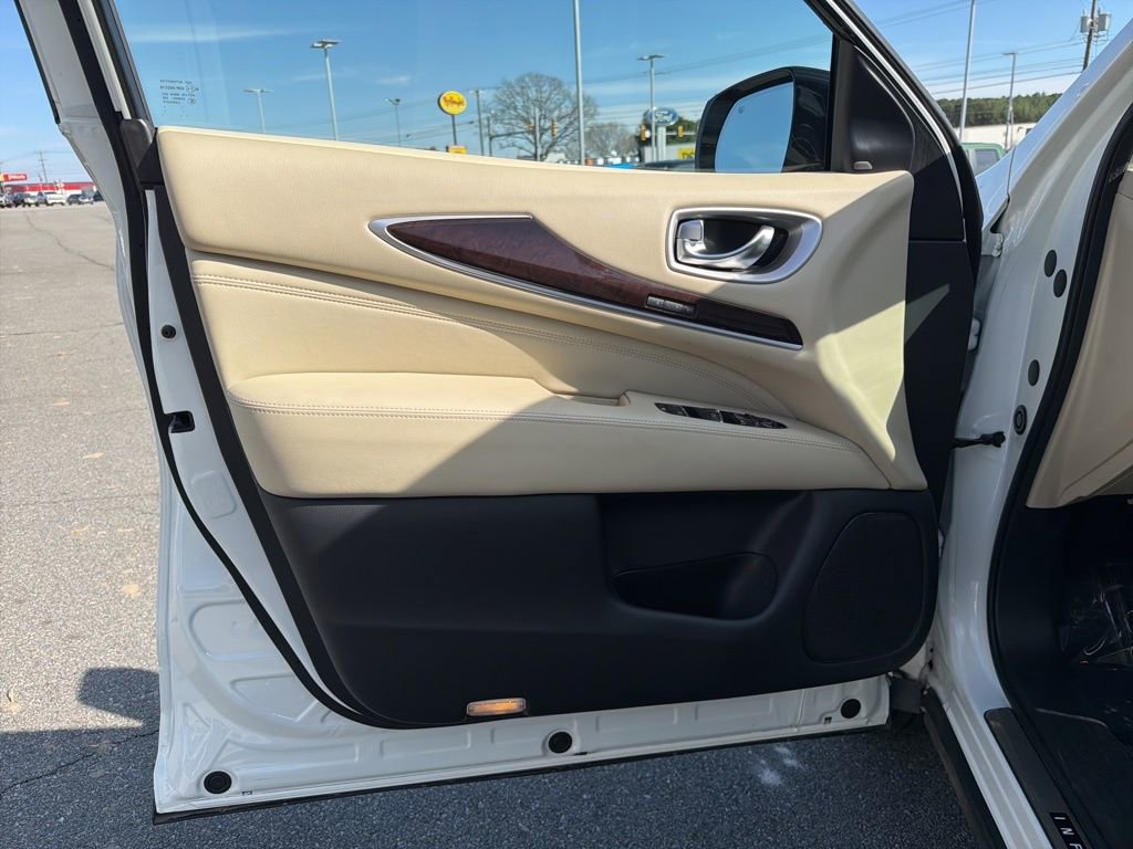 Used 2020 INFINITI QX60 Luxe w/ Sensory Package image 12