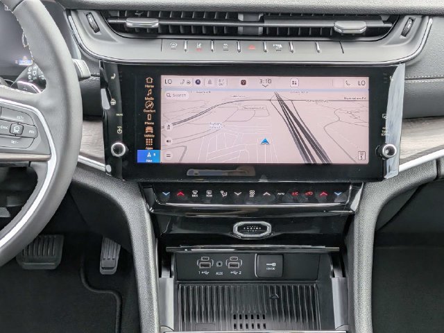 New 2027 Jeep Grand Cherokee L Limited w/ Limited Altitude Package AWD/4WD image 25