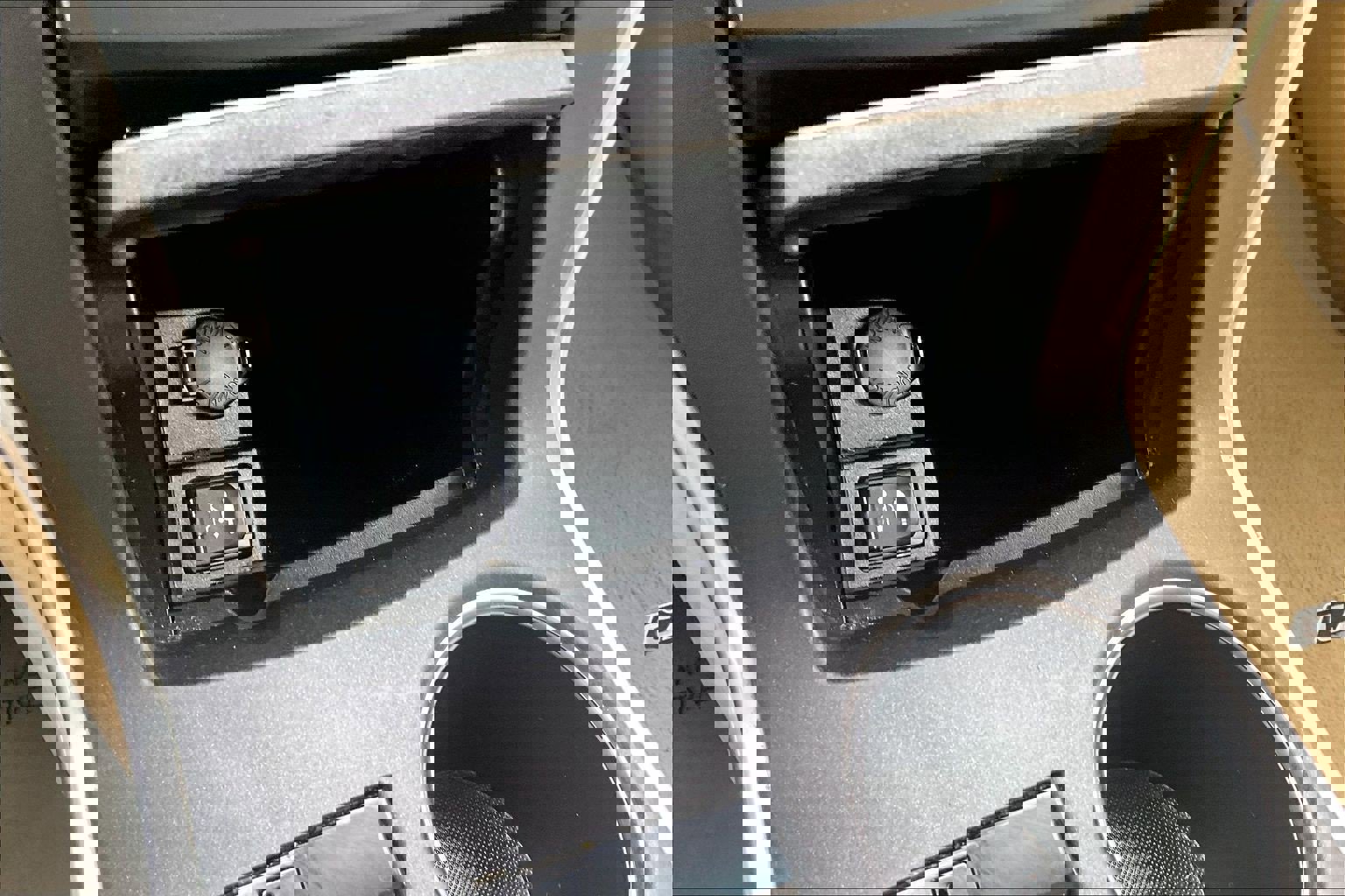 Used 2016 Toyota Camry LE image 30